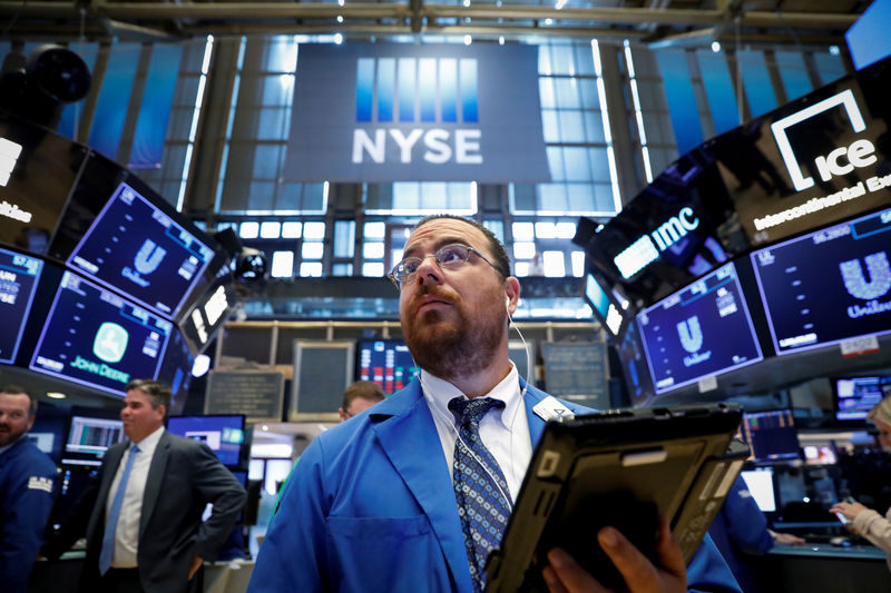 Stock market today: Dow snaps 4-week losing streak amid mixed quarterly earnings